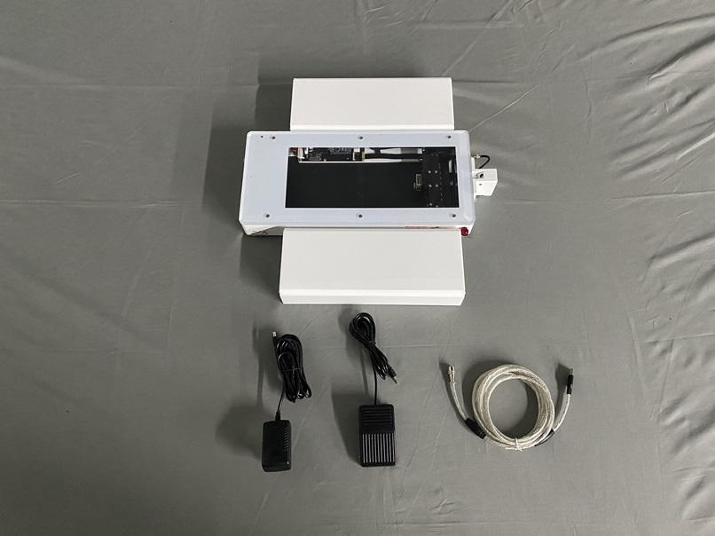 <b>XSOL Optional</b>: Scanner, Power Adapter, USB Cable (White), Foot Switch, Heel Laser Module (No Camera), Side Steps (pair).</b>